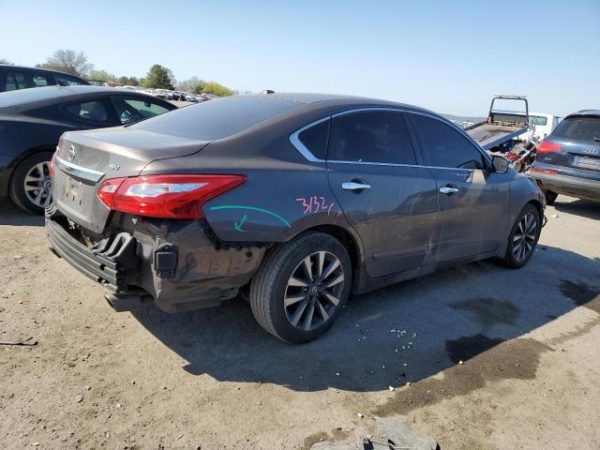 ⁦2017 NISSAN ALTIMA 2.5⁩ - الصورة ⁦7⁩