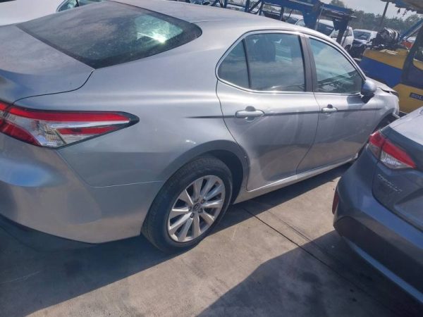 ⁦2018 TOYOTA CAMRY⁩ - الصورة ⁦8⁩
