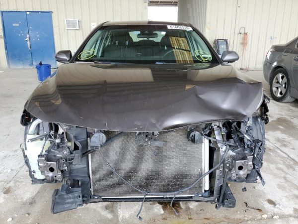 ⁦TOYOTA CAMRY LE 2018⁩ - الصورة ⁦4⁩