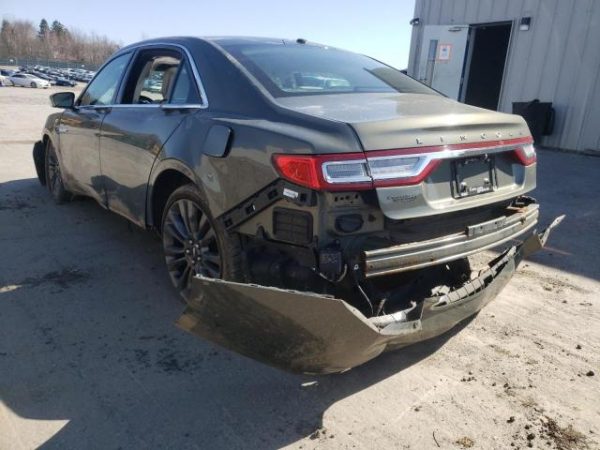 ⁦TOYOTA CAMRY LE 2018⁩ - الصورة ⁦5⁩
